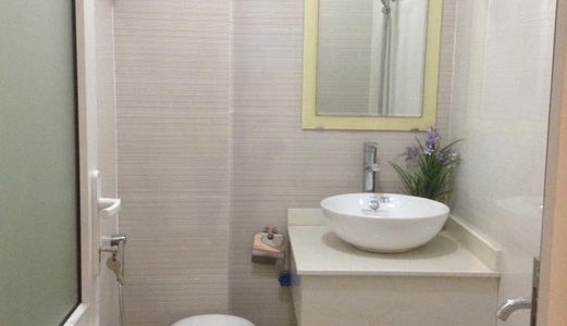 Bán Nhà Dương Quảng Hàm, 40M2, Mt 4.2M, Lô Góc, Kinh Doanh Nhỏ, Gần Phố, 5 Tỷ