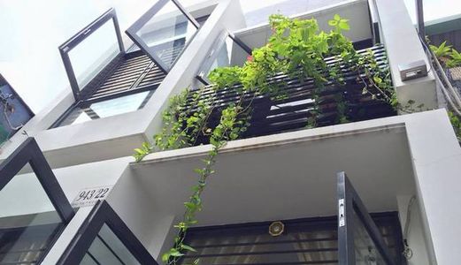 Cần Bán Gấp Hẻm Hoàng Hoa Thám 37M2- 5 Tầng 5.55 Tỷ.