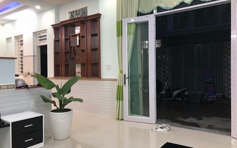 Bán Nhà Biệt Thự Tại Thạnh Lộc 37. Gần Ủy Ban Phường Thạnh Lộc Q12