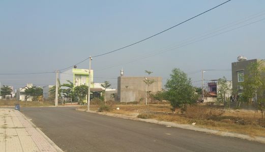 Cần Bán Gấp Miếng Đất Ở Xã Xuân Thới Thượng Hóc Môn Thành Phố Hồ Chí Minh Để Định Cư Sang Mỹ 