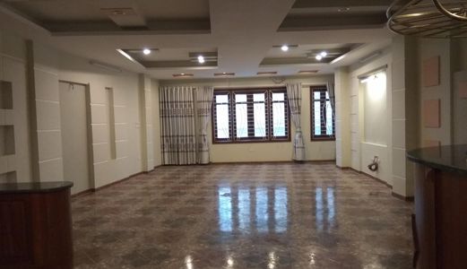 Cho Thuê Nhà Ngõ 34 Phố Hoàng Cầu Dt: 110M2 X 10 Tầng, Mặt Tiền: 6M, Ô Tô Đỗ Cửa, Lh: 0987394655