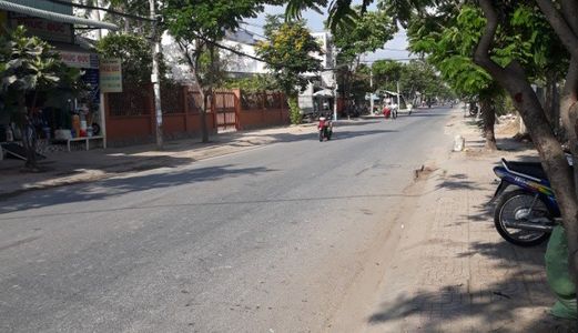 Bán Nhanh Nhà Mặt Tiền Nguyễn Bình. Dt 3X13M. Giá 2.05 Tỷ .