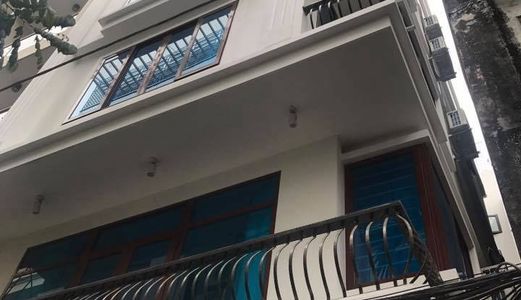 Bán Nhà Hoa Bằng, Lô Góc – Thang Máy – Gara – Ô Tô 45M X 6 Tầng, Mt 5M Giá 6,9 Tỷ.