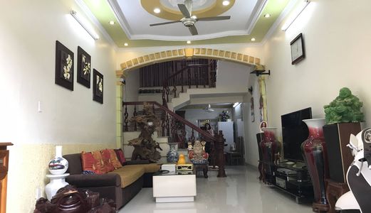 Nhà 3 Tầng Xây Độc Lập, Hướng Đông Nam Oto Cách Nhà 20M Giá 1,65 Tỉ