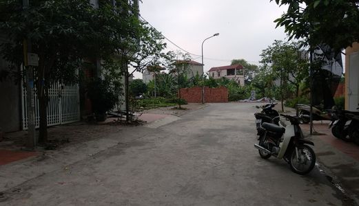 Bán 50M2 Đất Dịch Vụ Đẹp Dương Nội Ngay Sát Ngã Tư Tố Hữu Cắt Lê Trọng Tấn