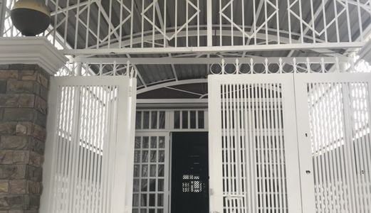 Cho Thuê Nhà Nguyên Căn Khu Phú Mỹ, Chợ Lớn. Dt 4X24M. 1 Tr, 2L, St. 4 Pn. Giá Thuê 16Tr/ Tháng. Q7