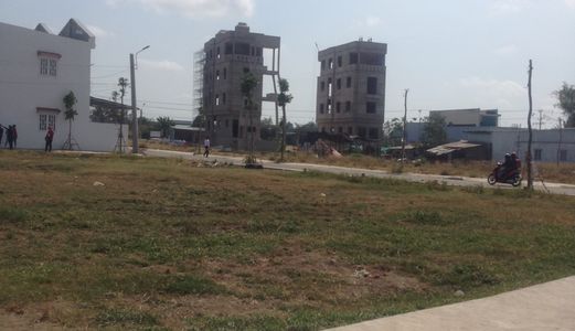 Đất Nền Thổ Cư Đối Diện Mặt Tiền Chợ Rạch Kiến, Shr, Dt: 5X16M2, Giá 875 Triệu/Nền. Chính Chủ