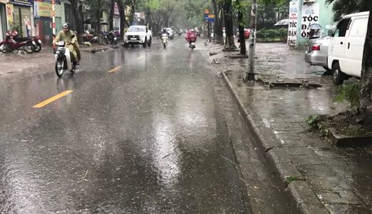 Bán Nhà Mặt Phố Nguyễn Khang, 44M2, Lô Góc, 12.2 Tỷ