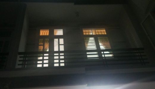 Bán Nhanh Nhà Shr, 4 Căn. Dt 4X6M. Hướng Đông. Giá 1.25 Tỷ .1Tr, 2L, 2Pn. Có Ban Công .