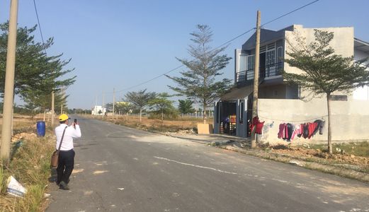 Bán Gấp Lô Đất 105/M2 Đường Xe Hơi 2 Chiều Huyện Bình Chánh