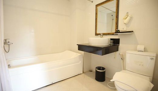 Bán Khách Sạn Mặt Phố Hàng Bún Ba Đình, 240M2 7 Tầng Mặt Tiền 7,5M 86 Tỷ