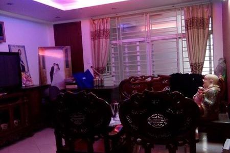 Bán Gấp Nhà 4 Tầng Lô Góc Nguyễn Chí Thanh Giá 3.4 Tỷ.