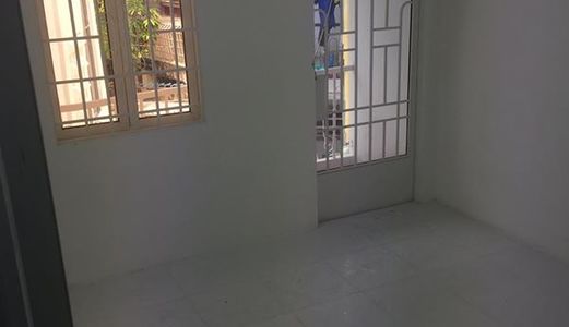 Nhà Mới Giá Rẻ, 1 Lầu, Ở Huỳnh Tấn Phát, 2Pn, Ở Hẻm Xe Hơi .