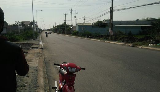 Bán Lô Mặt tiền 8M, Ngay Tl825 Vào 100M, DT 5*40m, Giá 1,3 Tỷ