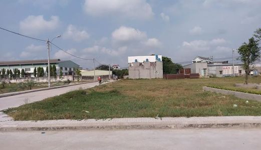 Chính Chủ Cần Sang Gấp Lô Đất Thổ Mt Chợ Rạch Kiến, Dt: 81M2, Giá 874 Triệu. Sổ Hồng Riêng