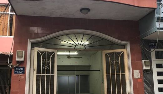 Cần Bán Nhà Quận Tân Phú, Thuận Tiện Đi Lại, Giá 3 Tỷ 50 Triệu, Có Thương Lượng Chút Ít.