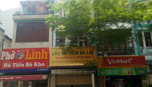 Cho Thuê Nhà Nguyên Căn Mặt Tiền Đường Bà Hạt, Phường 8, Quận 10.