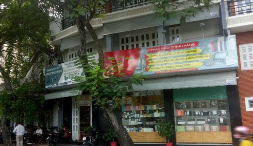 Cho Thuê Nhà Nguyên Căn Mặt Tiền Đường Hoàng Sa, Phường 11, Quận 3.