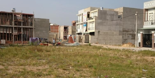 Gấp Gấp Cần Sang Lại Gấp 736M2 Ngang Khủng Nở Hậu Thổ cư 230M2 - Sổ hồng riêng - Mặt tiền Nhựa 12M.