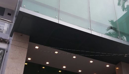 Bán Mặt Tiền Trần Quang Khải Quận 1. 