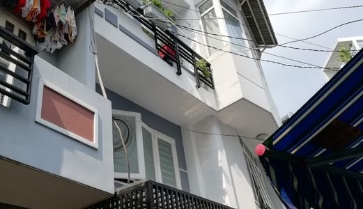 Em Gái Xuất Cảnh Đi Mỹ Nên Cần Bán Gấp Nhà 2.1 Tỷ, 24M2, 2 Tầng Nguyễn Thái Sơn. 