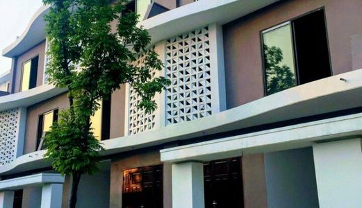 Chính Chủ Cần Bán Nhà Liền Kề Diện Tích 79,3M2 Mặt Tiền 6M. Đường Trước Nhà 8,5M.