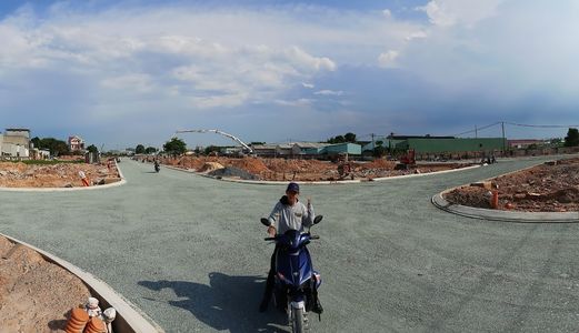 Bán Nhà Mặt Tiền Dĩ An Kinh Doanh Ngay 