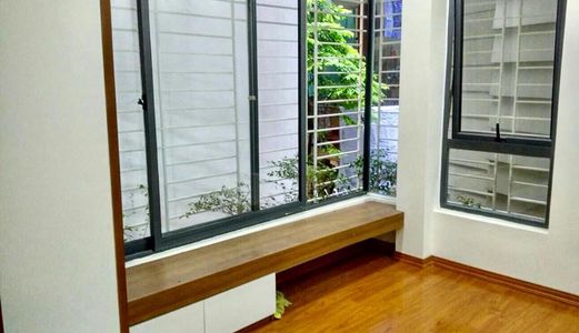 Bạch Mã Hoàng Tử -  Phố Kim Mã - 60M2 - Nhỉnh 5 Tỷ.