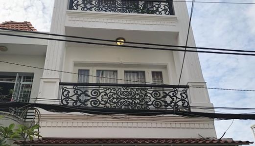 Hai Vợ Chồng Cần Bán Gấp Nhà 70M2, 4 Tầng, 6,3 Tỷ. Ngay Đường Lê Văn Sỹ. Hẻm Xe Hơi