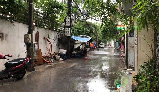 Chỉ 1.35 Tỷ Có Ngay Nhà Đẹp 6 Tầng Tôn Đức Thắng, Đống Đa, Về Ở Ngay.