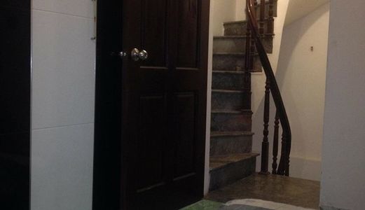 Bán Nhà Phố Kim Mã, Ba Đình 5 Tầng 2 Tỷ 18M2. Ở Ngay.