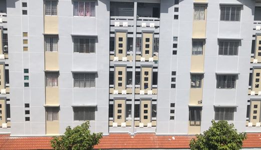 Bán Căn Hộ Trung Cư Hưng Phú  Tầng 3 - Diện Tích 69M2 - Có 2 Phòng ngủ - Giá 646 Triệu.