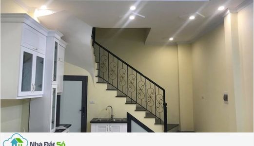 Bán Nhà  Nguyễn Chính 42M2, 5T, Gara, Nhỉnh 4 Tỷ.