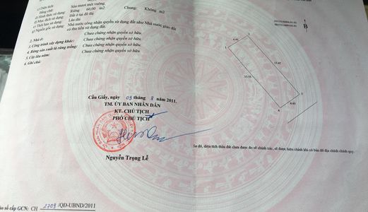 Cần Bán Nhà Ở Nguyễn Chánh Ngõ Rộng 10M