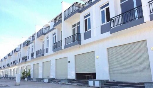 Cần Bán Nhà 2 Lầu 1 Trệt
