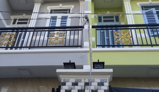 Nhà Huỳnh Tấn Phát, 2 Lầu, 2 Phòng Ngủ, Dt 3X8M, Ở Hẻm Xe Hơi.