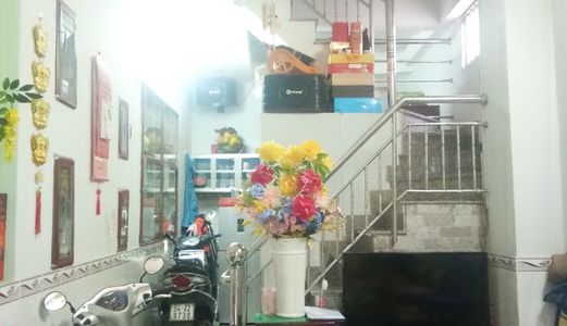 Bán Nhanh Nhà Đsh . Shr . Dt 3X10M. 1Tr,2L,st . Hxh . Giá 1.75 Tỷ .