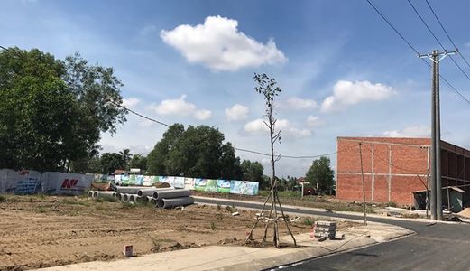 Chính Chủ Cần Bán Gấp Lô Đất Góc Tỉnh Lộ 826, Dt: 6X19.5M, Sổ hồng riêng, Giá 6 Triệu/m2 Còn Thương Lượng