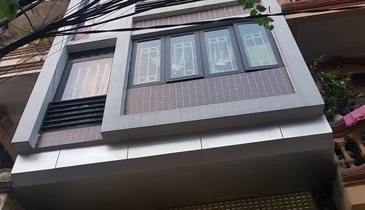 Chỉ 3,5 Tỷ Sở Hữu Nhà Mặt Phố, Kinh doanh Sầm Suất, Nhà Đẹp 5 Tầng Phố Nguyễn Chính