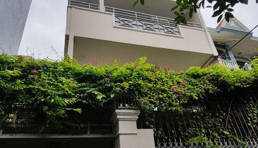 Cần Bán Biệt Thự Hẻm xe hơi Đường Nguyễn Trọng Tuyển, P.10, Q. Phú Nhuận, Dt: 10x20M, Giá: 30 Tỷ