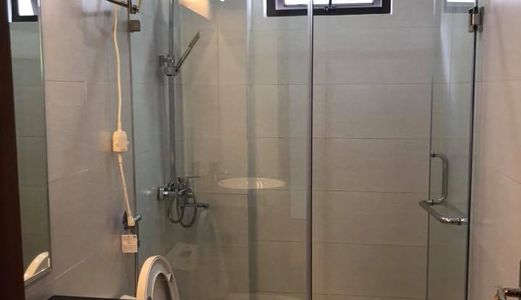 Thua Cá Độ Bán Nhà Mới Lạc Long Quân 44M, 5Tầng, Mặt Tiền 5M, Lô Góc, Gara Ô Tô, An Sinh Đỉnh Chỉ 8,2 Tỷ.