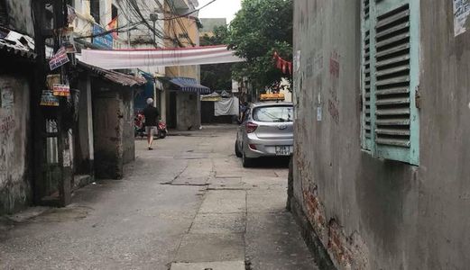 Nhà Cực Đẹp - Ngõ 2,5M -  Chỉ Vài Bước Ô Tô