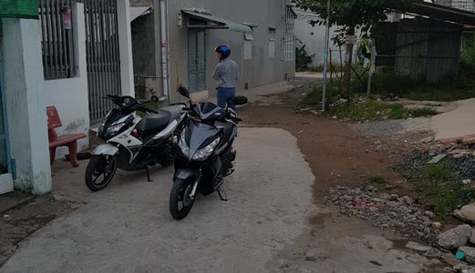 Bán Nhà Cấp 4 Hẻm Tổ 11 Bên Hong Bệnh Viện Đa Khoa Trung Ương