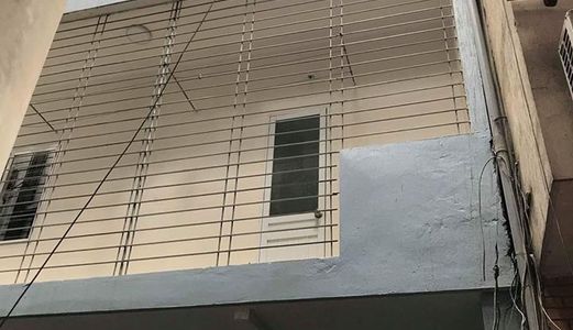 Xe Tăng Tuột Xích, Bay Nhà Phố Cự Lộc - Thanh Xuân, 30 M2, Giá 2.1 Tỷ