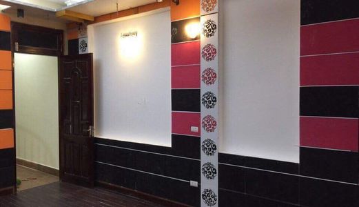 Ô Tô Đỗ - Gần Hồ - Ngõ Rộng - Giá 3.25 Tỷ