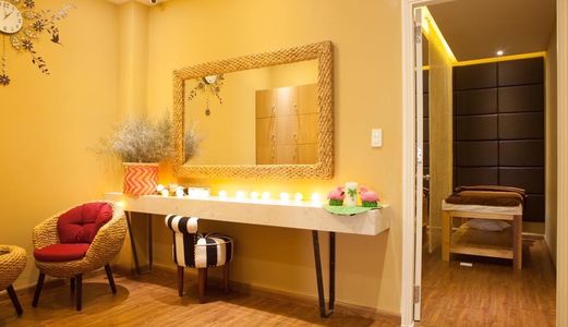 Cần Bán Nhà Mặt tiền Trần Văn Danh, P.13, Q. Tân Bình, Dt: 7X20M, Đang Cho Thuê 700 Triệu/năm