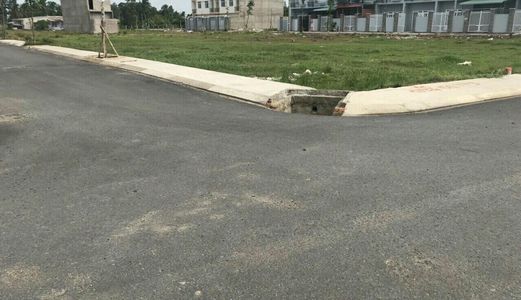 Cần Tiền Bán Gấp Lô Đất Mặt Tiền Mt Quốc Lộ 50, Shr, Giá Chỉ 520Tr.