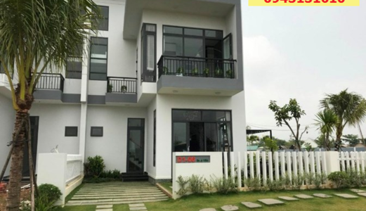 Bán Biệt Thự Ven Sông Diện Tích 8X14M, Trả Trước 1,5 Tỷ, 1 Trệt 2 Lầu Ở Thị trấn Bến Lức, Có Sổ, Bán Trả Góp