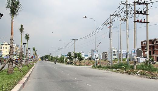 Đất Thổ Cư Bình Chánh, Mặt Tiền Đường Nhựa 20M, Sổ Hồng Riêng, Sát Chợ Bình Chánh