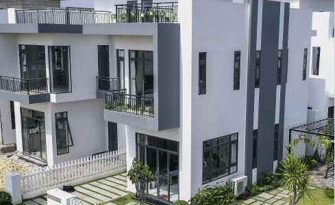 Bán Gấp Nhà Mới DT 8X14, Trệt 2 Lầu Kiểu Biệt Thự Mặt Tiền Nguyễn Văn Tuôi Giá 2,3 Tỷ Có Ngân Hàng Cho Vay